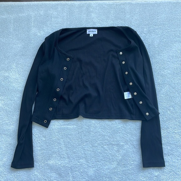 NWOT Superdown Black Long Sleeve Button Up Top - Picture 5 of 5